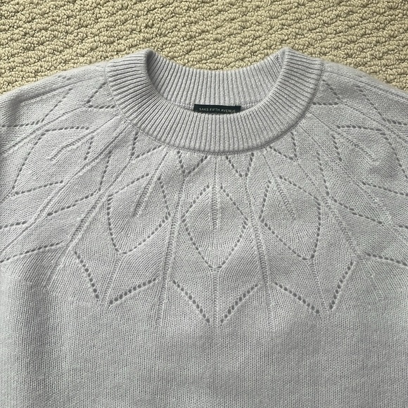 Saks fifth Ave cashmere sweater light blue medium - Picture 2 of 2